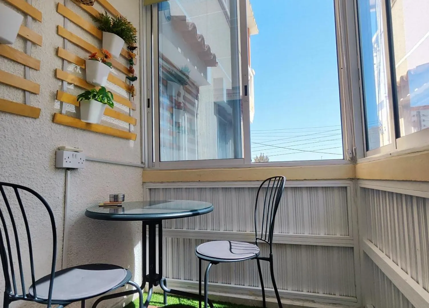 Elena Holiday Apartment